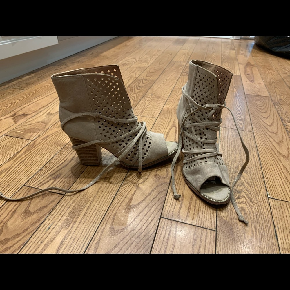 Yoki boots